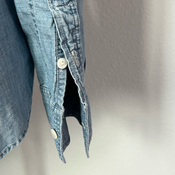 J. Crew Chambray denim button-down shirt M - Picture 5 of 6